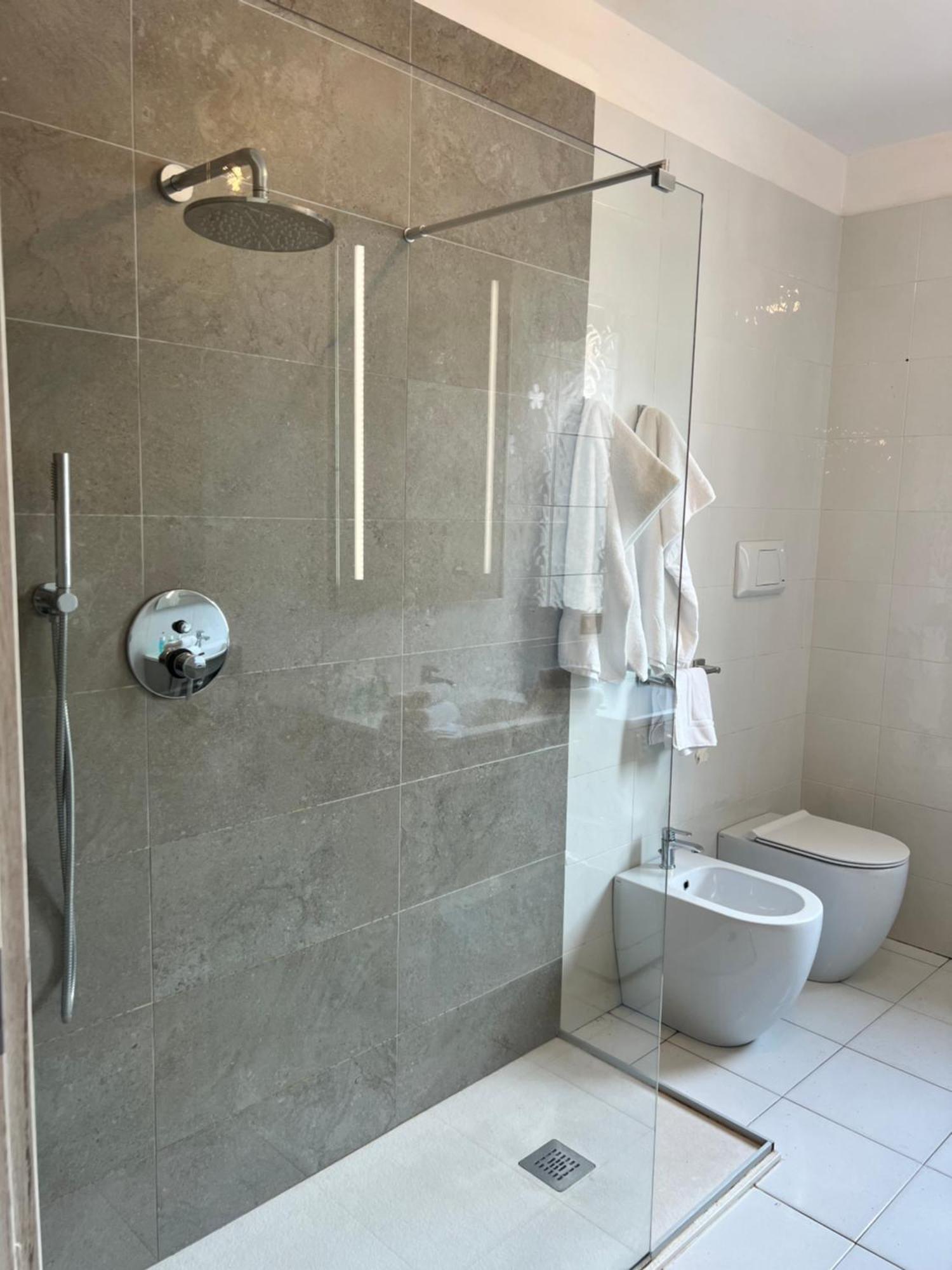 5 Viale Fano Apartamento